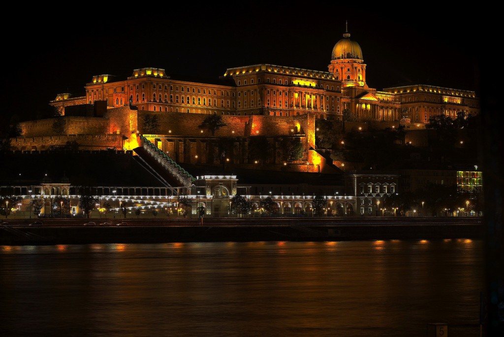 Budapest at Night | ©Thomas Depenbusch/Flickr