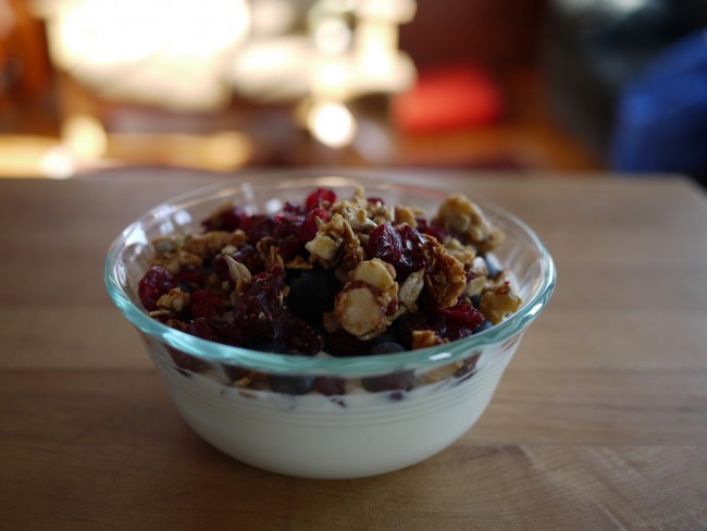 Granola and Yogurt | © Rebecca Siegel/Flickr