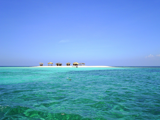 Paradise Island, Haiti © Ronald Saunders/Flickr