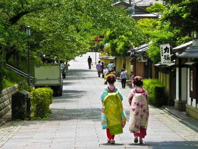 Kyoto Streets, Japan © Shadowgate