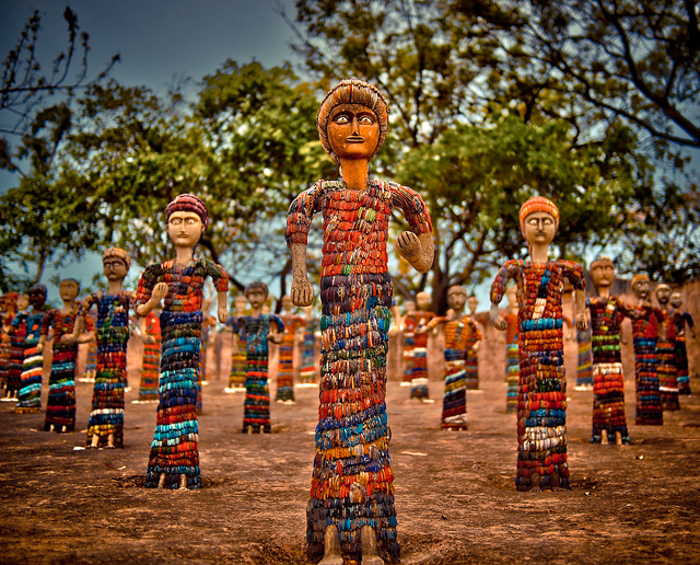Bangle Statues| © JamesSouthorn/Flickr