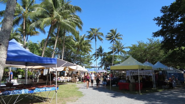 Anzac Park Market, Port Douglas (484122) © Robert Linsdell/Flickr