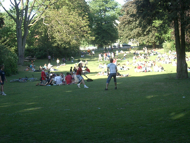 People Enjoying Jardin Vauban | ©Olivier Duquesne/Flickr