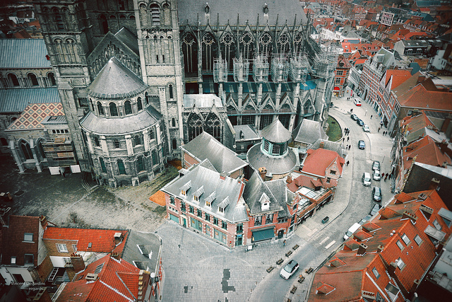 Belgique: Tournai, cathèdrale Notre-Dame de Tournai XIIe | © Vincent Desjardins/Flickr