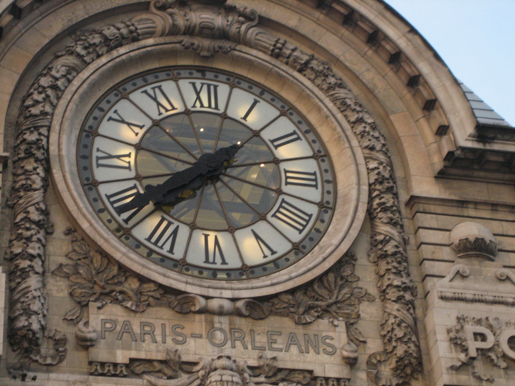 9 Incredibly Beautiful Clocks In Paris