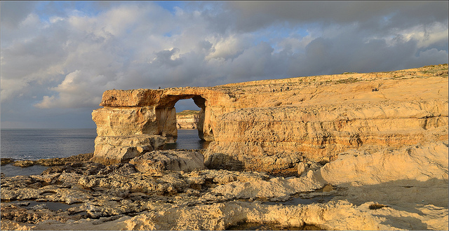 The Azure Window trek, Gozo| © Robert Pittman/flickr
