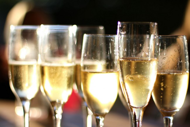 A glass of cava | © warrenski / Flickr