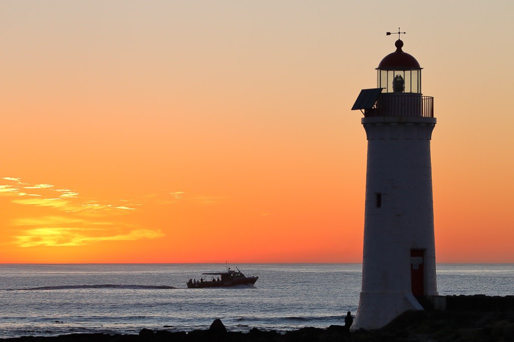 Port Fairy Light House on Griffith Island | ©Ed Dunens/ flickr