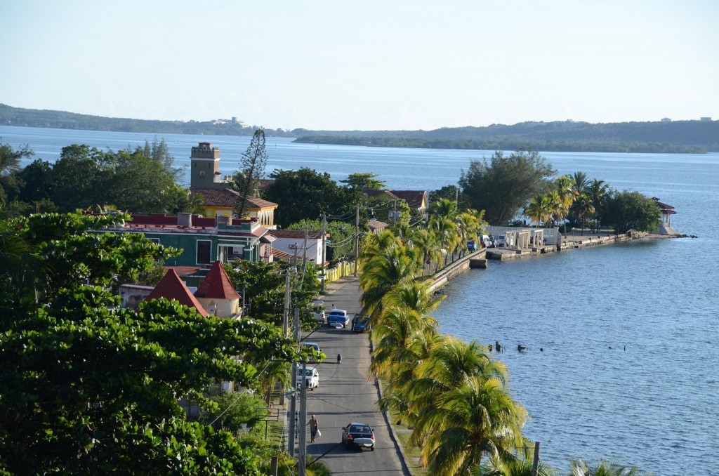 Cienfuegos is a city with a clear European style full of grandiose © Joe Ross / Flickr 