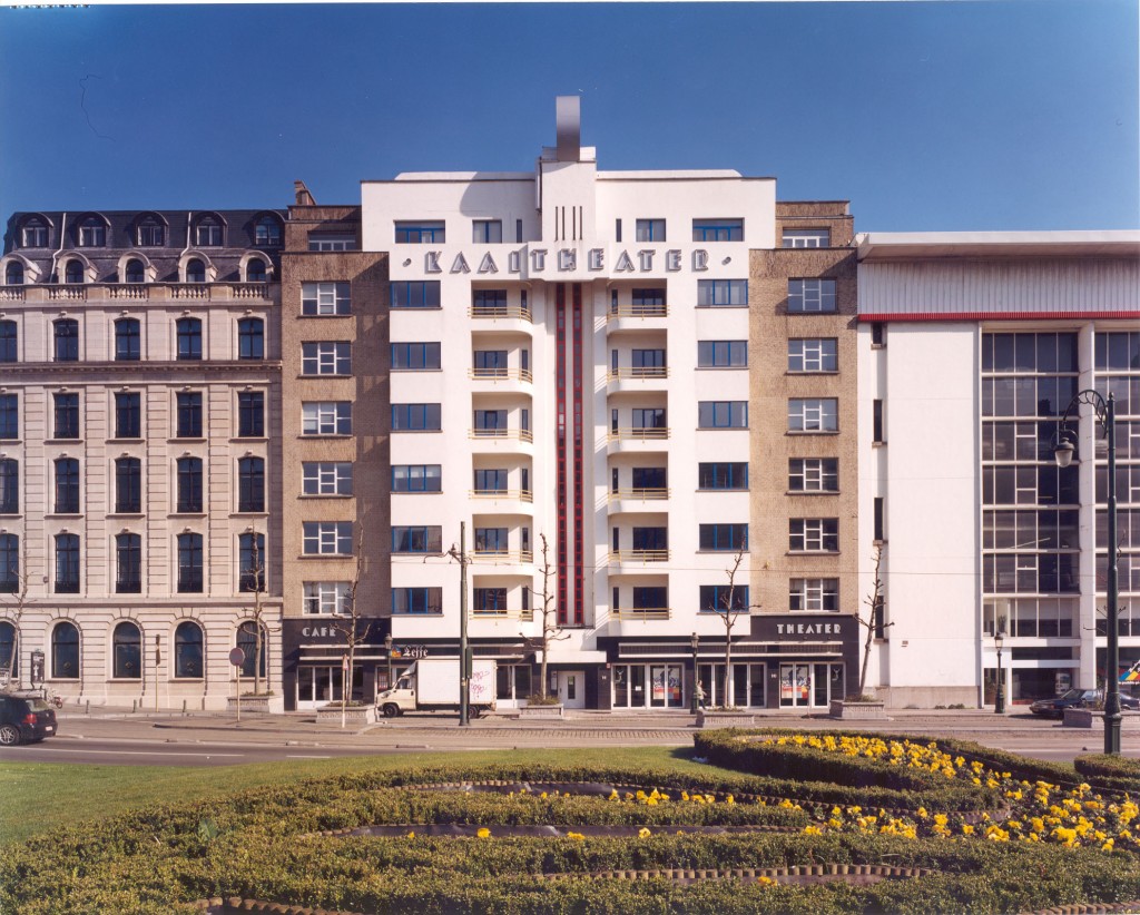 The Kaai Theater façade, a mix of art deco and modernism | © Hans Roels, courtesy of Kaaitheater