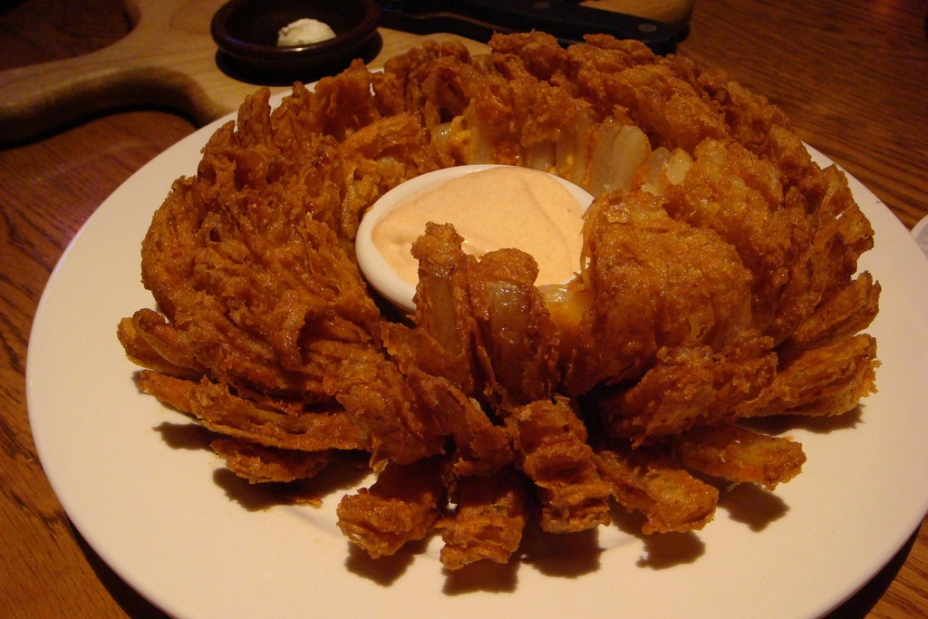 Outback's Bloomin' Onion that it is so famous for |© Hideyuki KAMON/Flickr