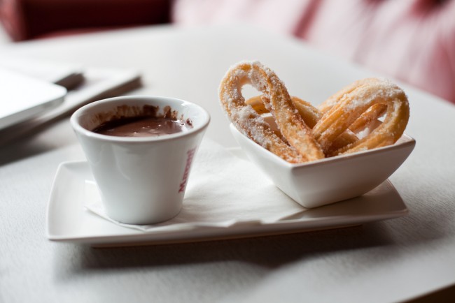 Churros con chocolate | © Matt Biddulph