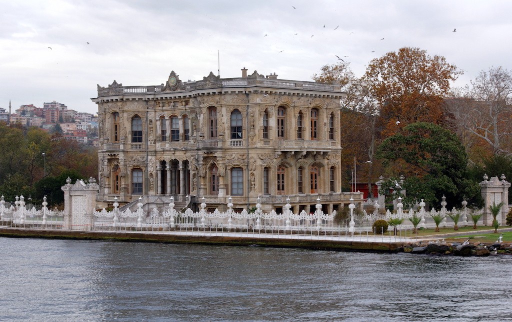 Istanbul_Bosphorus_Küçüksu_Palace_IMG_7759_1915