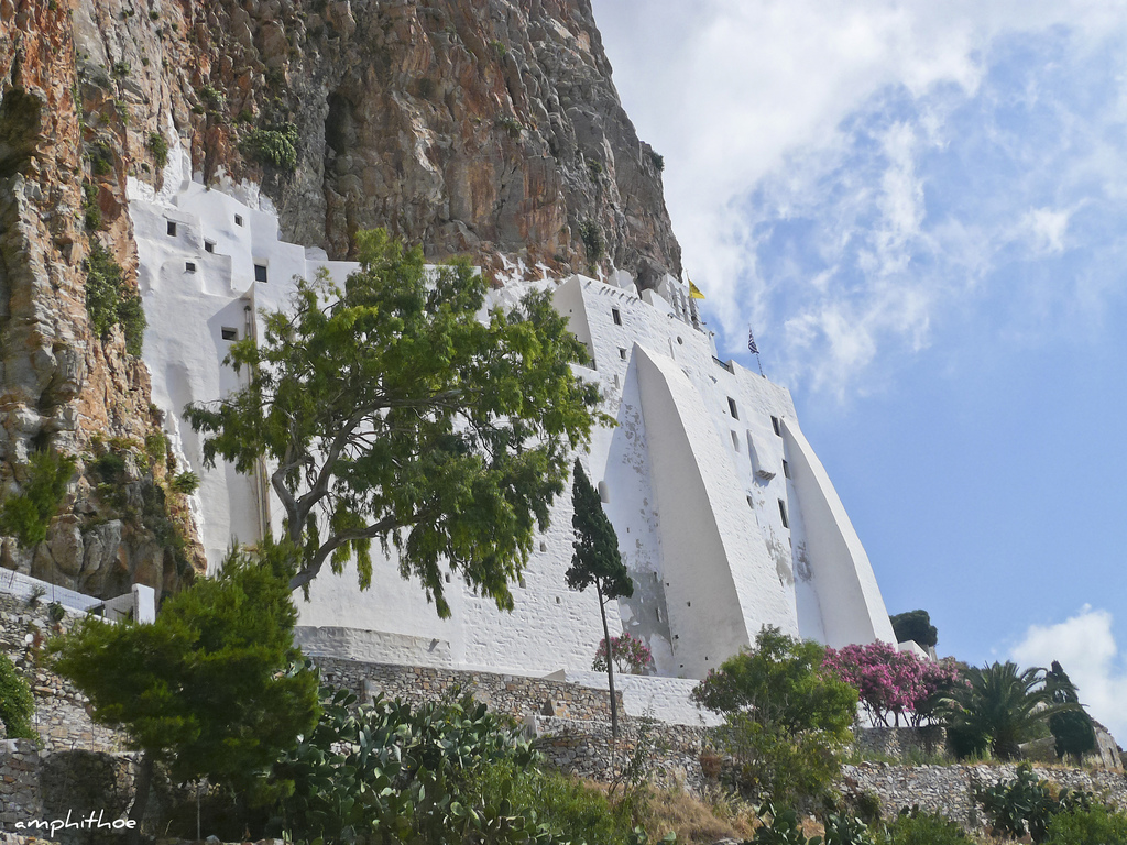 Monastery of Hozoviotissa | © Amphithoe/Flickr 