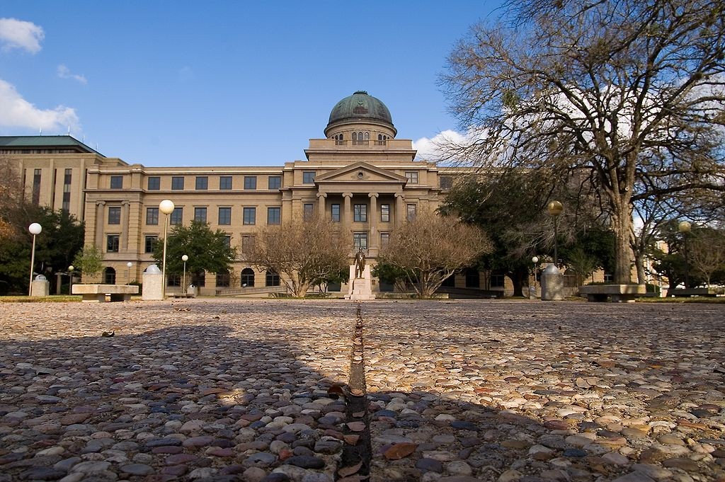 Texas A&M University © Stu Seeger/Wikicommons