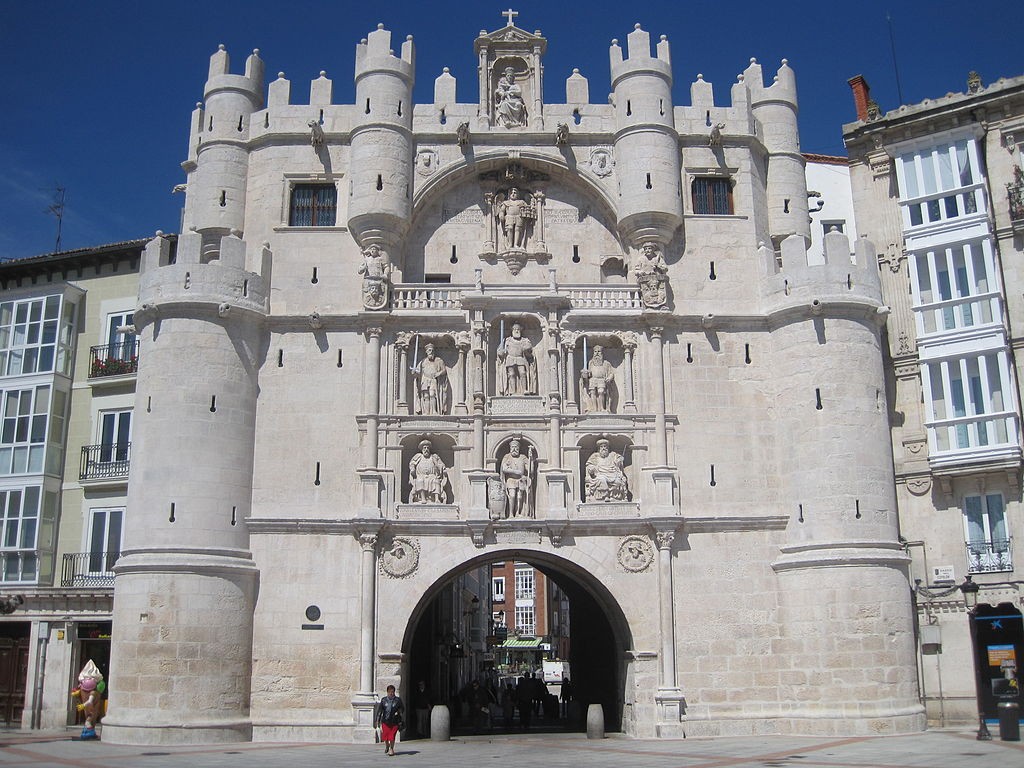 Arco de Santa Maria, Burgos | ©Eltitomac / Wikimedia Commons