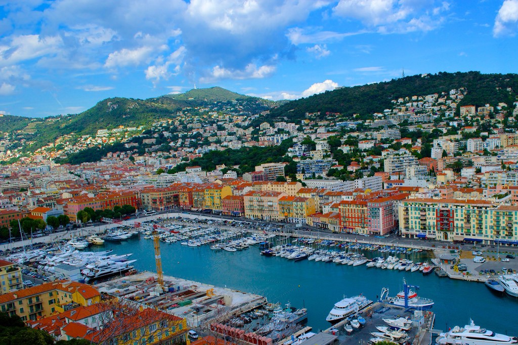 Start your stroll at the Old Port (le vieux port) and end up at the top of Castle Hill | © Jonathan Gross/flickr