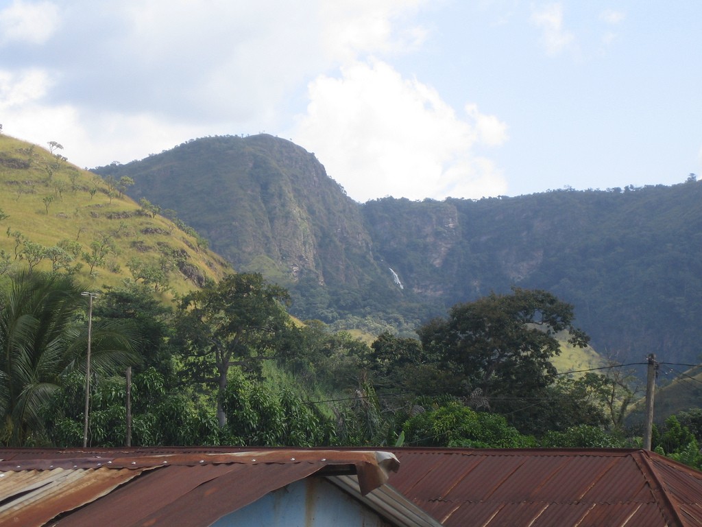 The Kwahu Mountains © C A / Flickr