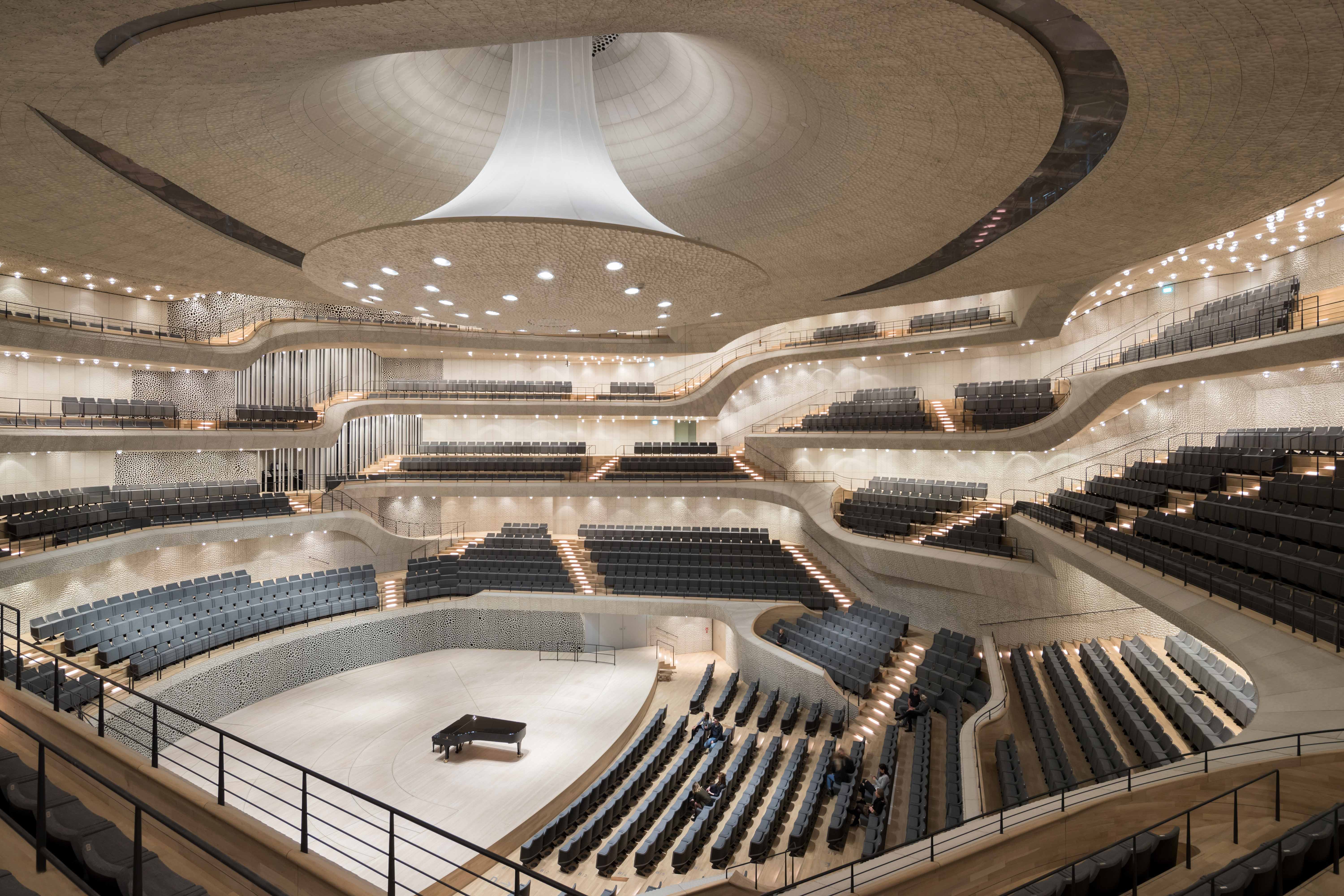 Hamburg S New Elbphilharmonie Is A Glittering Modern Masterpiece