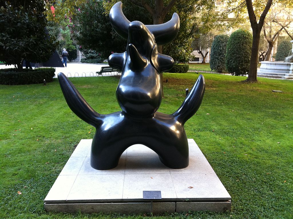 Featured image of post Juan Miro Sculpture / Find miro paintings, prints, posters &amp; sculptures at the medium of sculpture offered joan miro an opportunity to produce three dimensional representations of his.