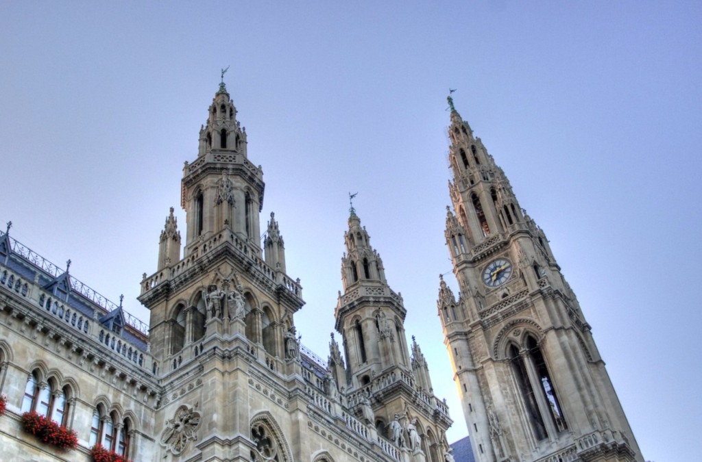 The outside of the Vienna City Hall | © bekassine... / Flickr