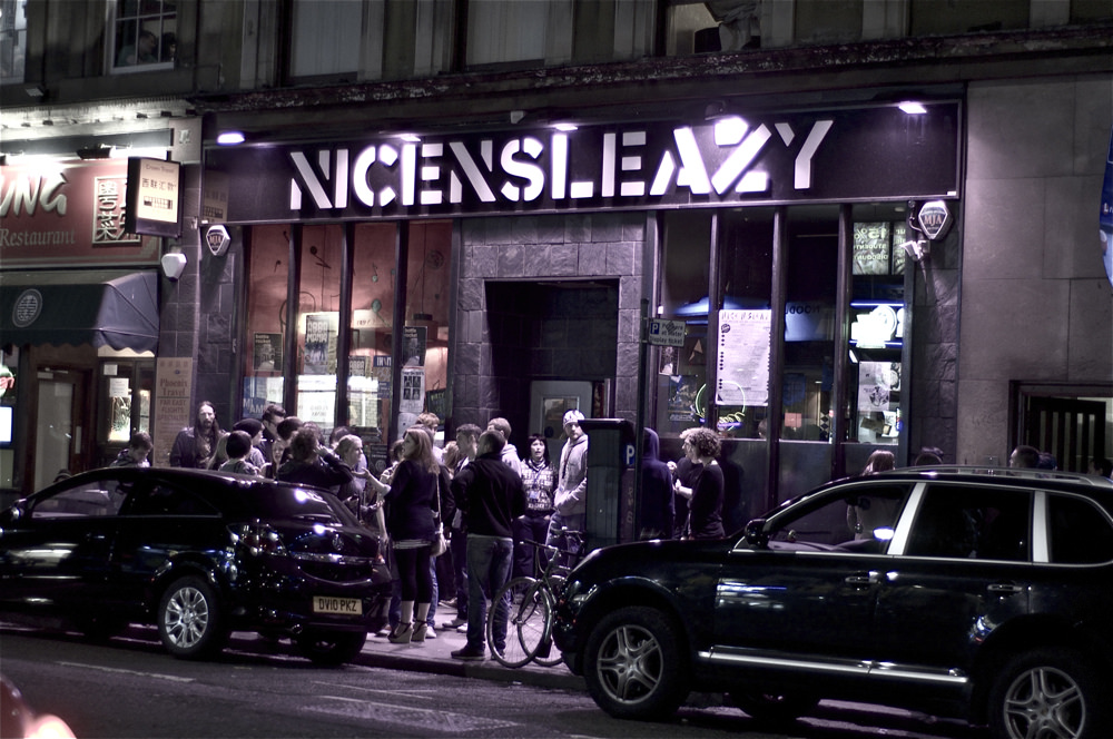 Nice N' Sleazy | © twistyfoldy.net/Flickr