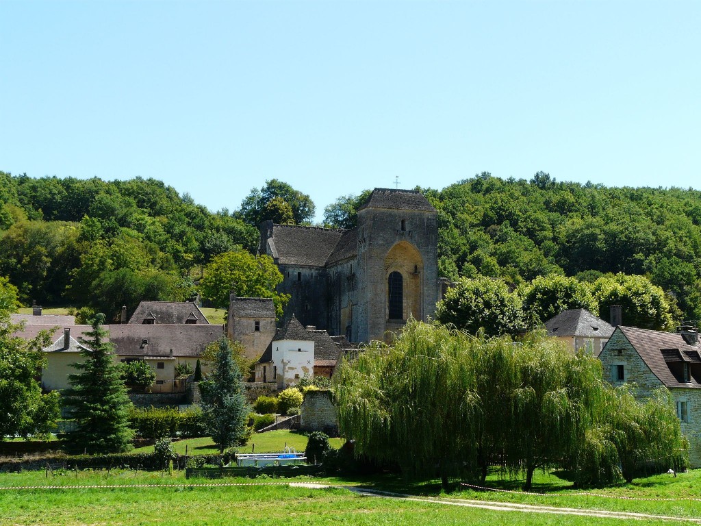 Saint-Amand-de-Coly │© Père Igor / Wikimedia Commons