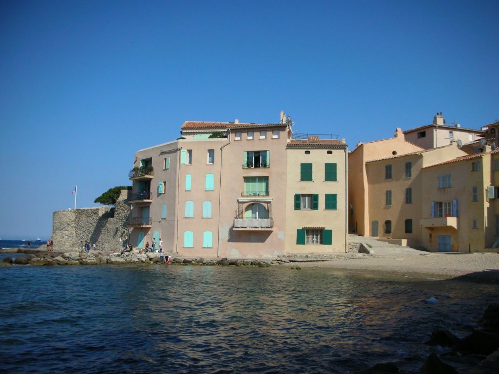 The Tour du Portalet was one of four towers to protect St Tropez | © Lluís Garcia/Flickr