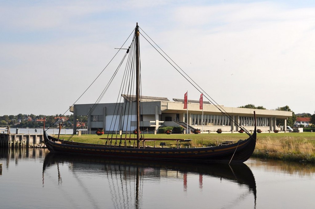 Viking Ship Museum Roskilde | © Boatbuilder / Wikimedia Commons