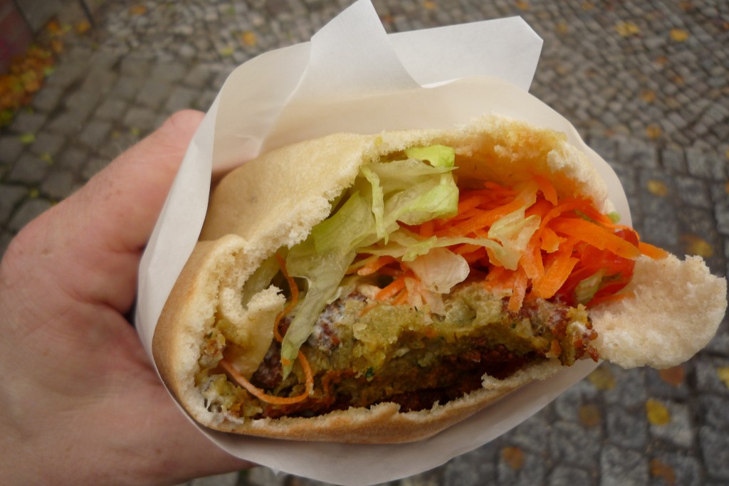 Falafel Sandwich | © Martijn van Exel/ Flickr 