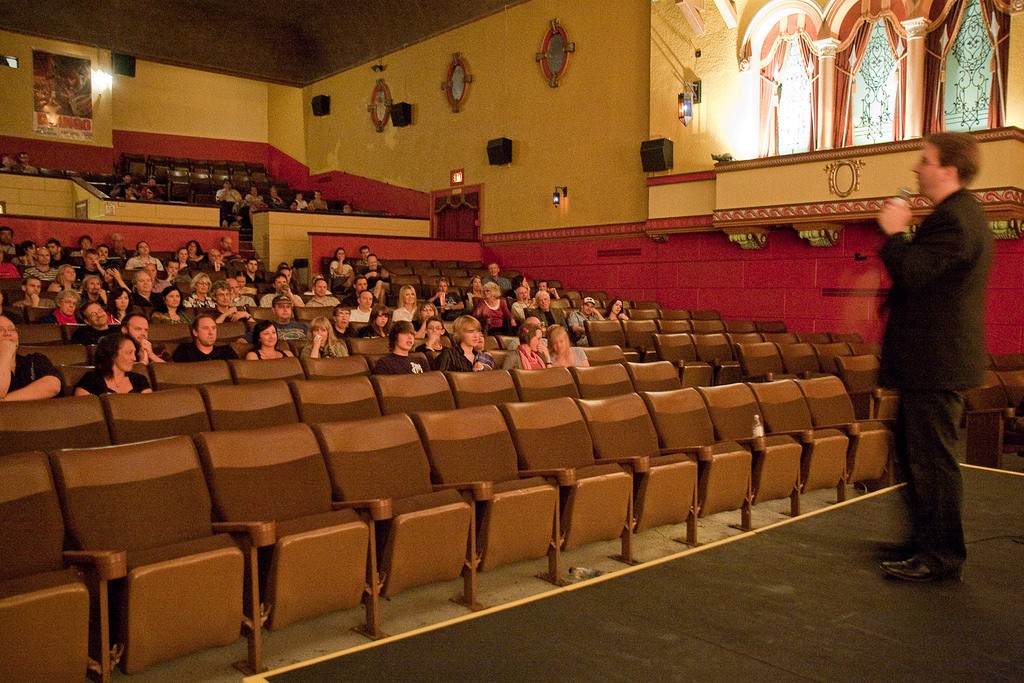 Inside the Mayfair Theatre | © David Carroll / Flickr