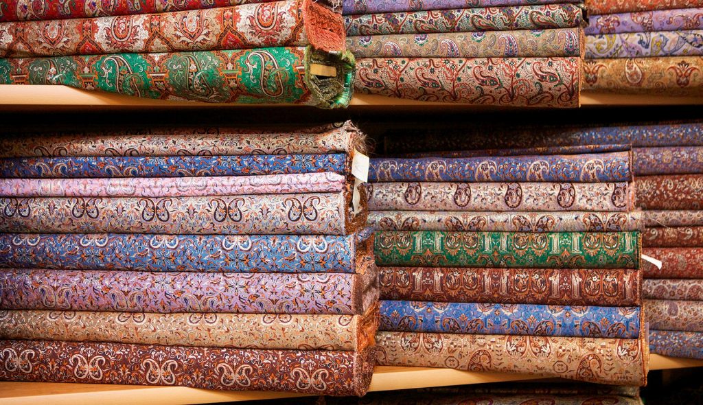 Termeh is a traditional fabric of Yazd | © Ninara / Flickr