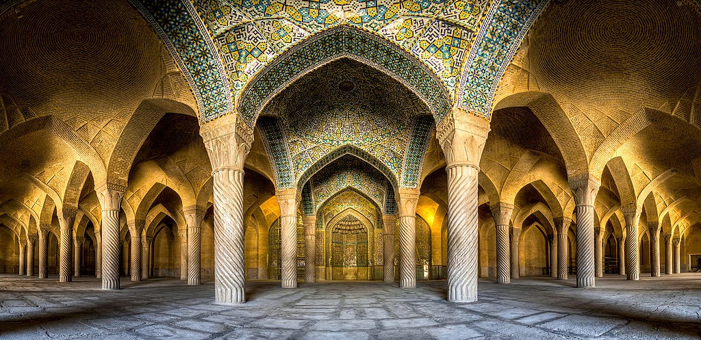 Shabestan prayer hall of Vakil Mosque | © orMohammad Reza Domiri Ganji / Wikimedia Commons