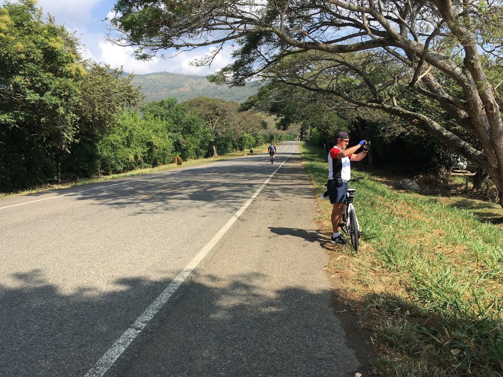 <a href="https://www.flickr.com/photos/puretravelgroup/32681402223/"> Colombian Countryside Cycling | © Pure! Travel Group/Flickr</a>