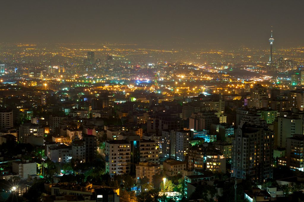 Skyline view of Tehran from Tochal | © Babak Farrokhi / Flickr