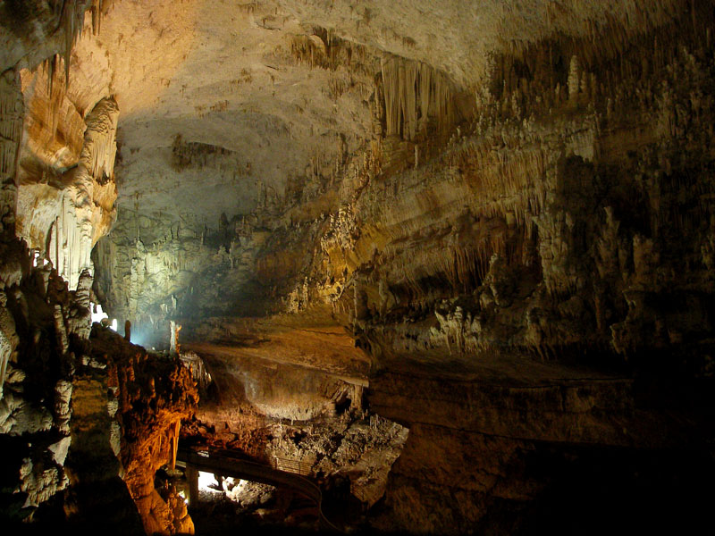 Jeita Grotto | © Kcakduman/Flickr