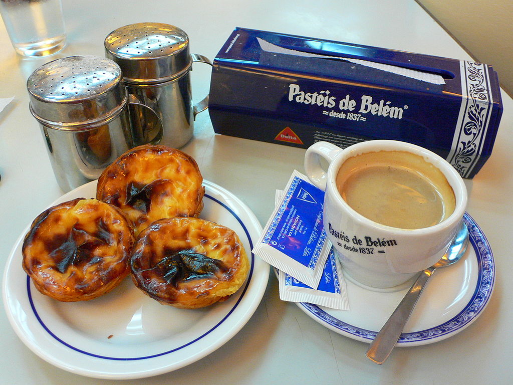 https://commons.wikimedia.org/wiki/File:Pasteis_de_Belem_(4128575449).jpg