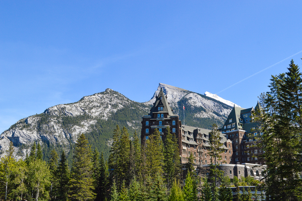 10 Enchanting Castles In Canada You Can Actually Stay In