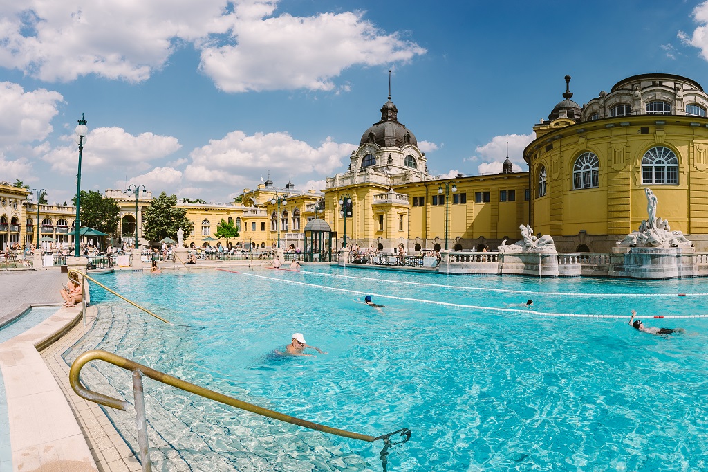 Széchenyi Thermal Bath in Budapest