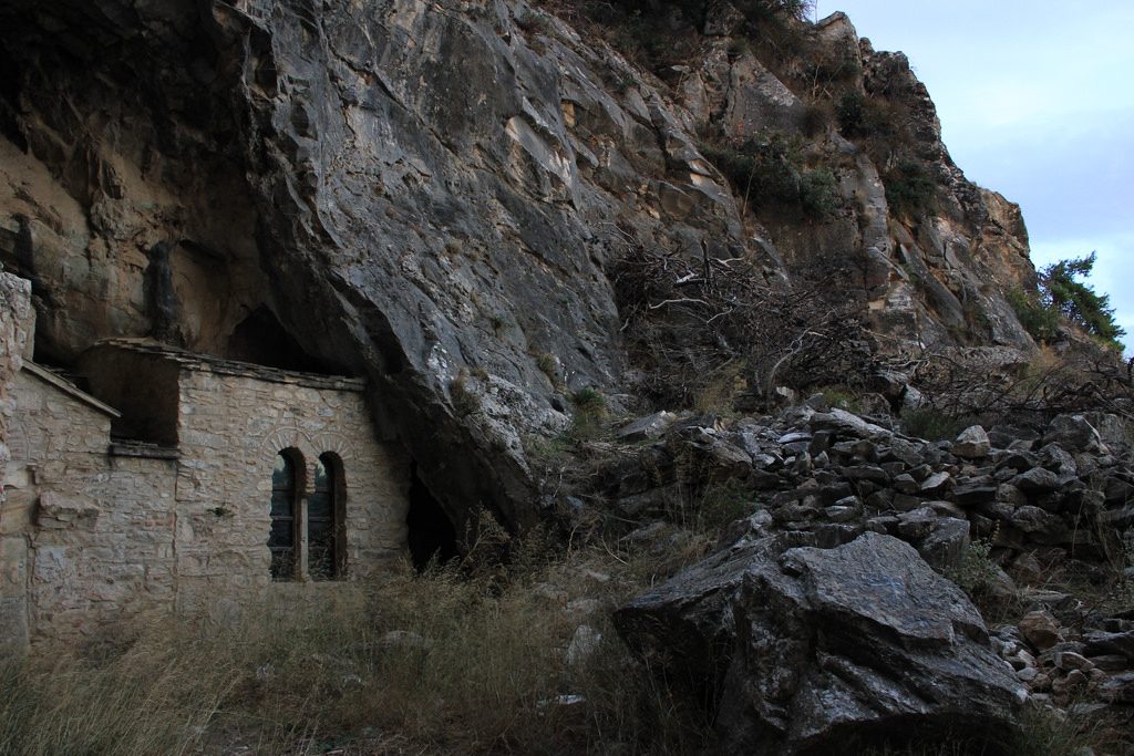 The Byzantine church in Daveli Cave, Penteli | © Emmanuel Eragne / Flickr