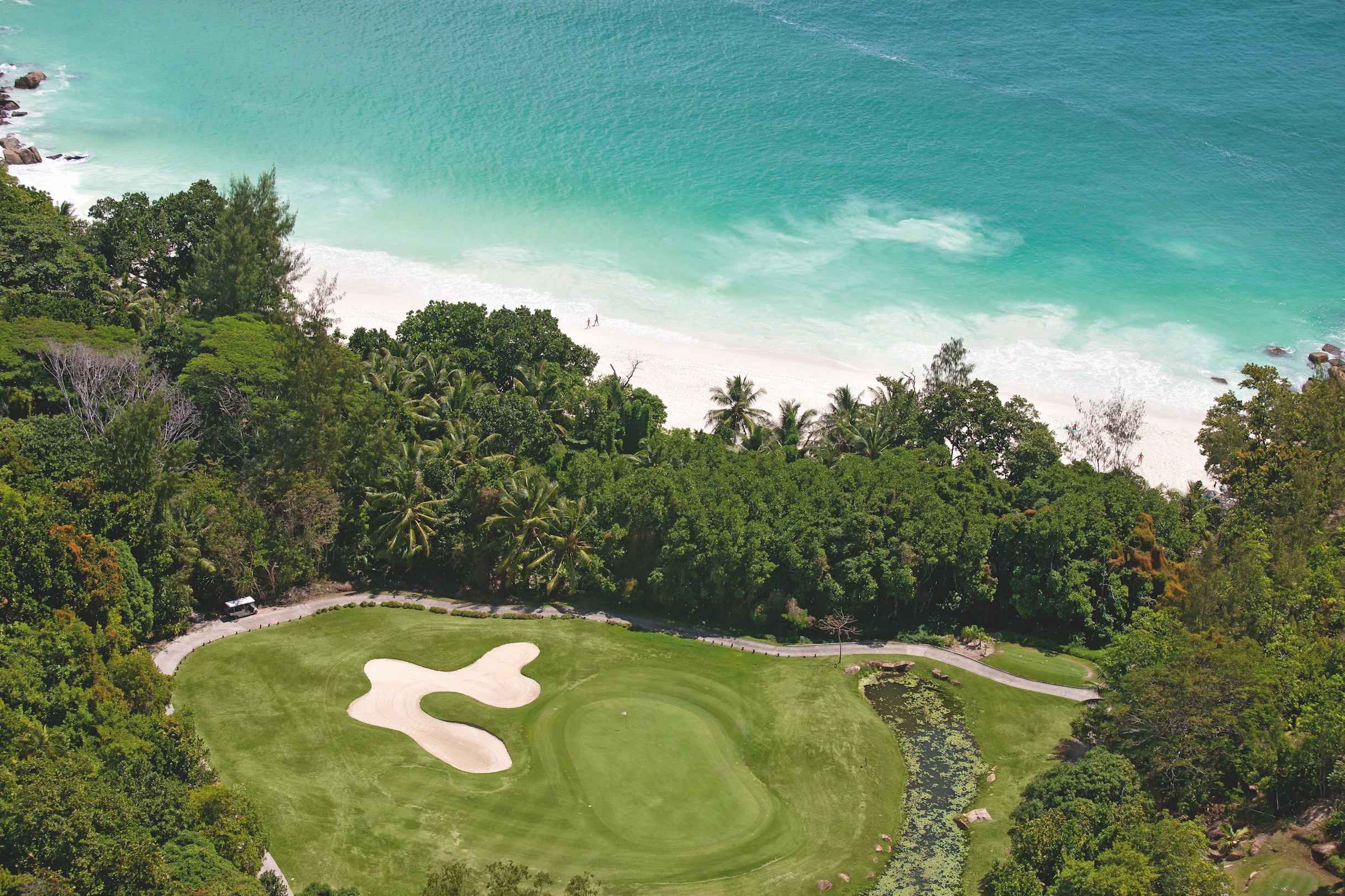 20 unmissable attractions in Seychelles - championship golf course