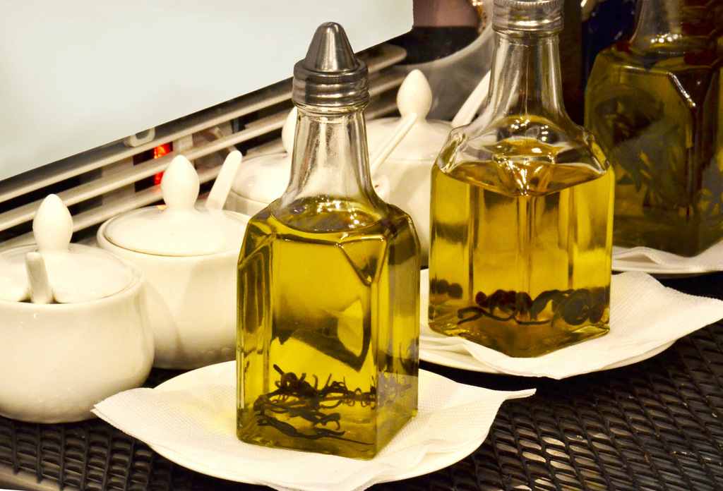 Olive oil | © Marco Verch / Flickr