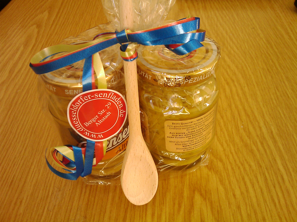 Mustard gift pack | © Ricardo Bernardo / Flickr