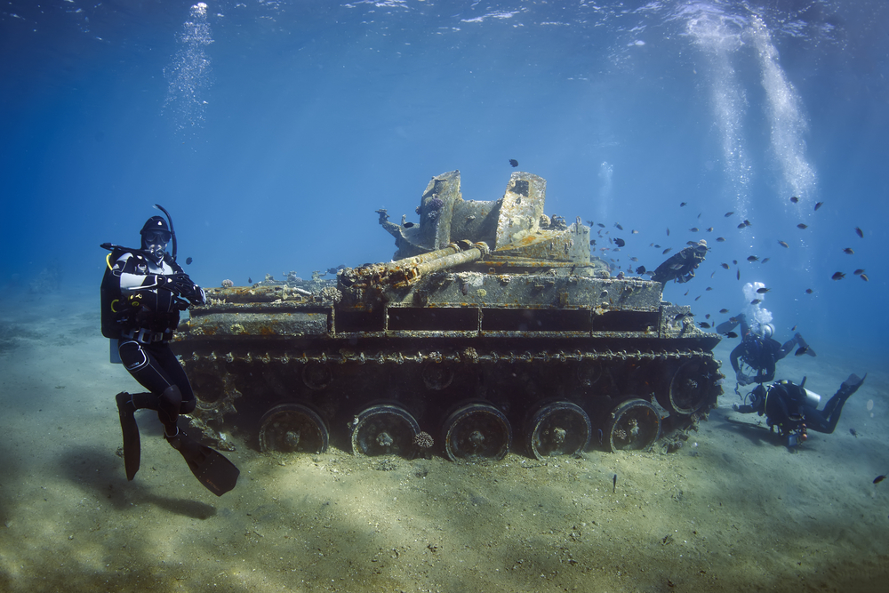Atomisk rendering skille sig ud The Best Diving Spots in Aqaba