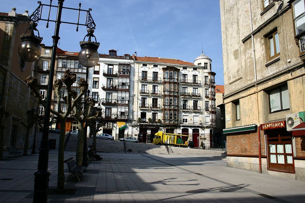 Plaza Cañadio, Santander, Spain | ©Year of the dragon / wikimedia commons