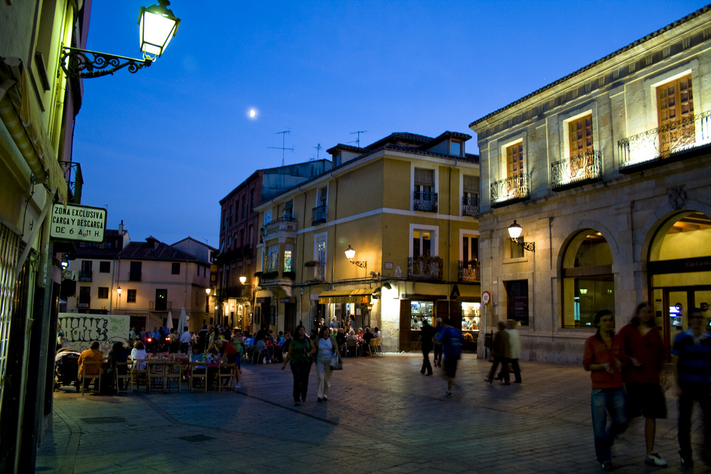 Barrio Humedo, Leon, Spain | ©Arturo Castro / Flickr