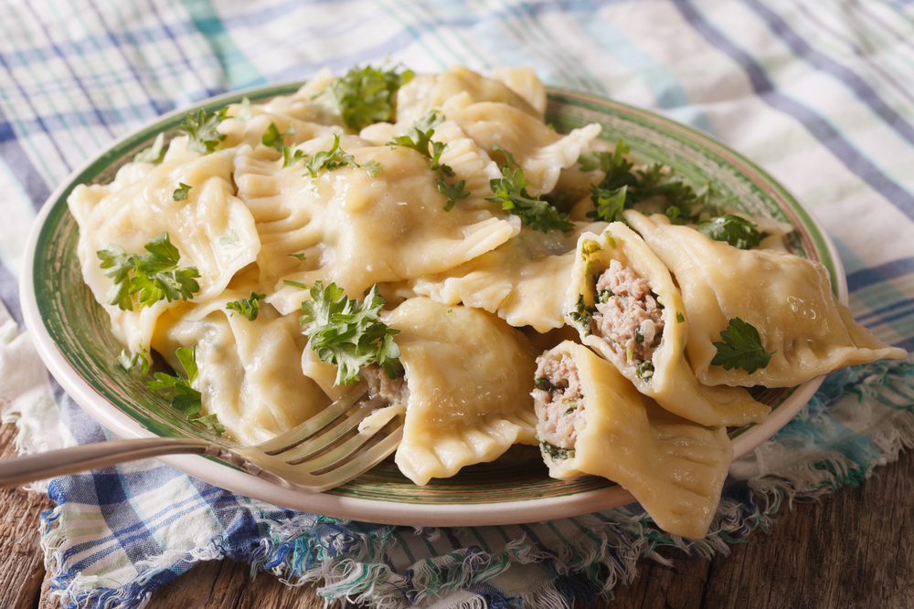 German ravioli Maultaschen with spinach | © AS Food Studio/Shutterstock