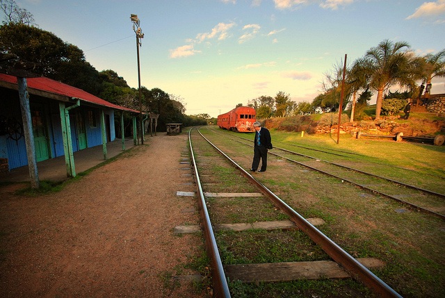 Old railroad at Pueblo Edén