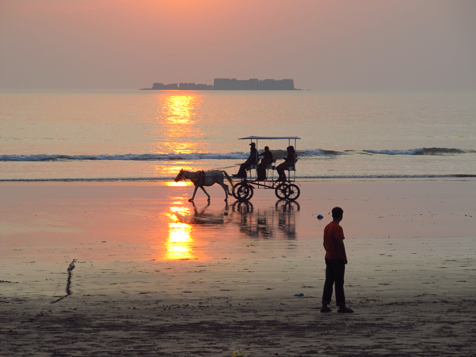 Alibag | Tomas Belcik / Flickr