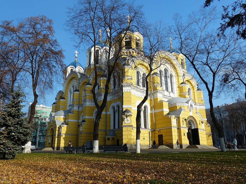 1200px-St._Vladimir's_Cathedral_in_Kiev